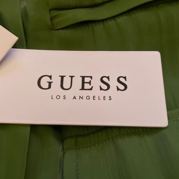 Dress - Picture 6 of 6